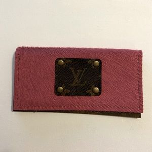 Upcycle, peach/pink, hair on hide wallet/checkbook holder. Keep it Gypsy. New